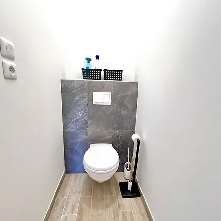 Apartment De 31m² Idealement Situe Aux Pieds Des Remontees Mecaniques Ete/hiver